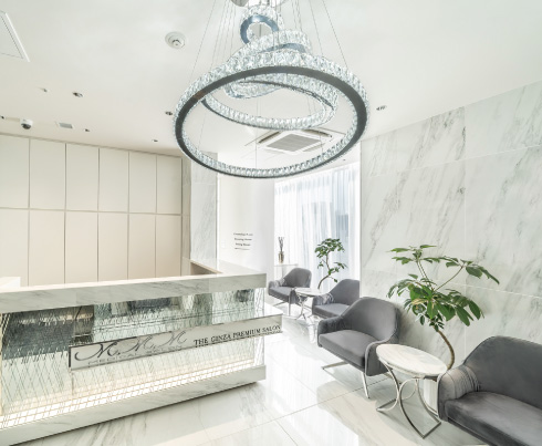 銀座でバストアップ‧育乳を⽬指すならバストアップ専⾨ メディカルサロンM.M.M